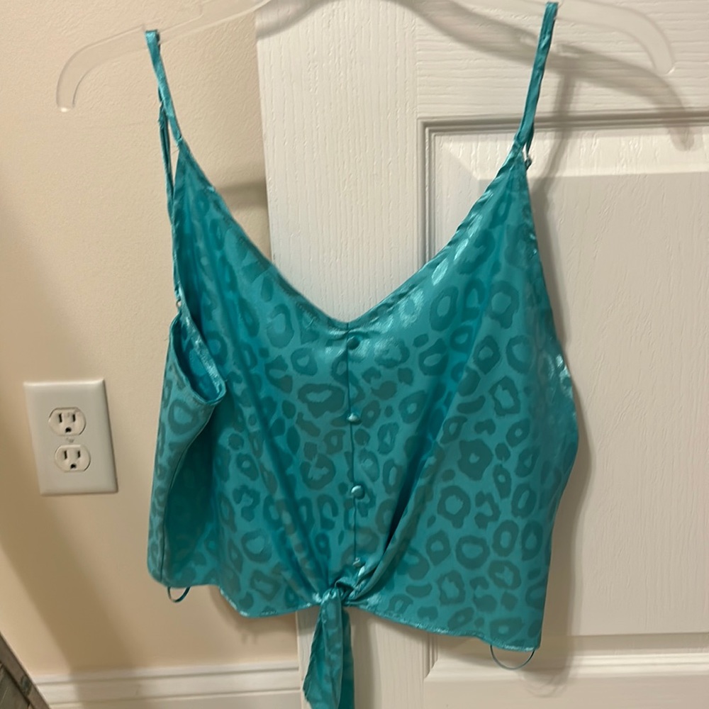 Glam tank top that ties in front